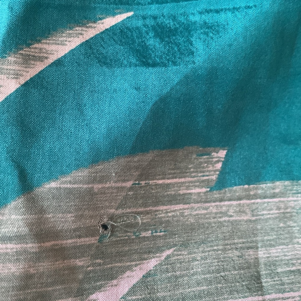 Scarf - Picture 6 of 9